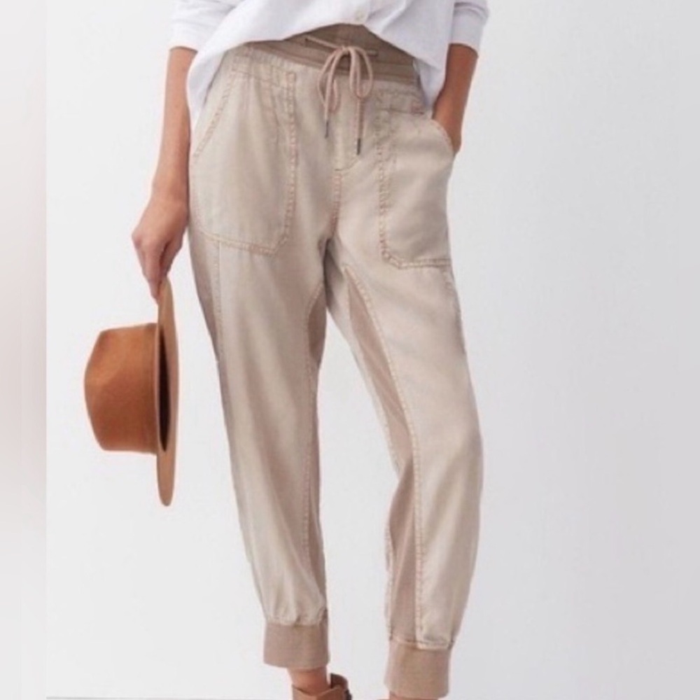 By Anthropology The Nomad Cargo Jogger Pants Size XS Tan Beige
